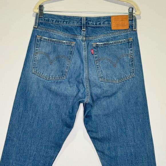 Levi’s Wedgie Straight Fit Denim High Rise Button Fly Jeans Medium Wash - Picture 6 of 13